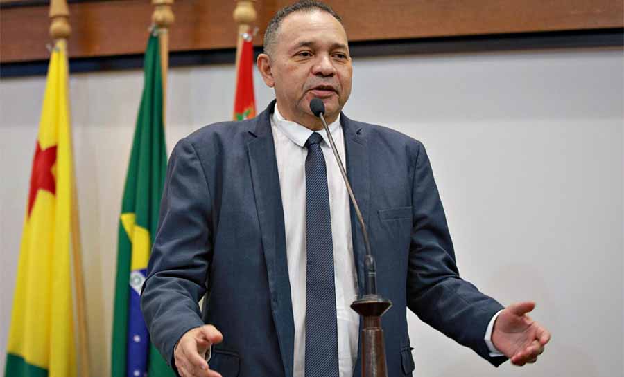 Manoel Moraes destaca sucesso do programa “Saúde Mais Perto e Opera Acre” e celebra ações do governo no interior