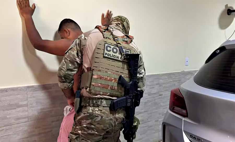Operação contra crime organizado prende 17 pessoas e bloqueia R$ 5 milhões em contas bancárias no AC