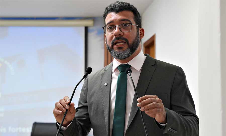 André Kamai alerta para riscos do empréstimo de R$ 67 milhões