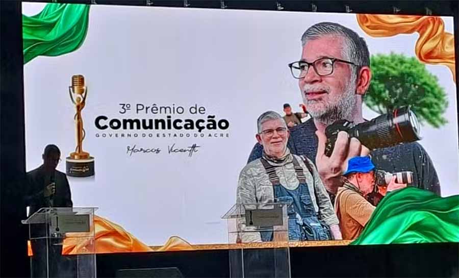 Terceira edição do Prêmio de Comunicação do governo do AC homenageia fotojornalista Marcos Vicentti