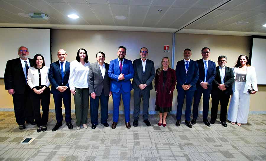 Senador Alan Rick defende pauta industrial em encontro com CNI, CBIC, ABREMA e Federações da Indústria de todo Brasil