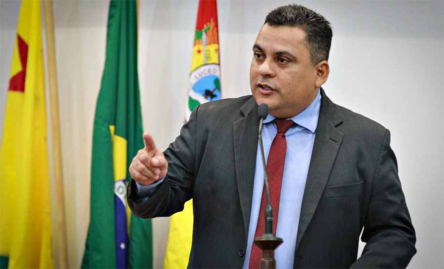 Gilberto Lira destaca ações em apoio aos produtores rurais afetados por embargos ambientais e parabeniza projetos sociais em Rio Branco