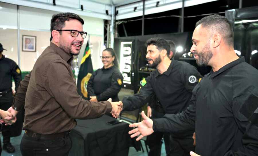 Governador prestigia Expoacre e destaca show de Gusttavo Lima como promessa de noite inesquecível