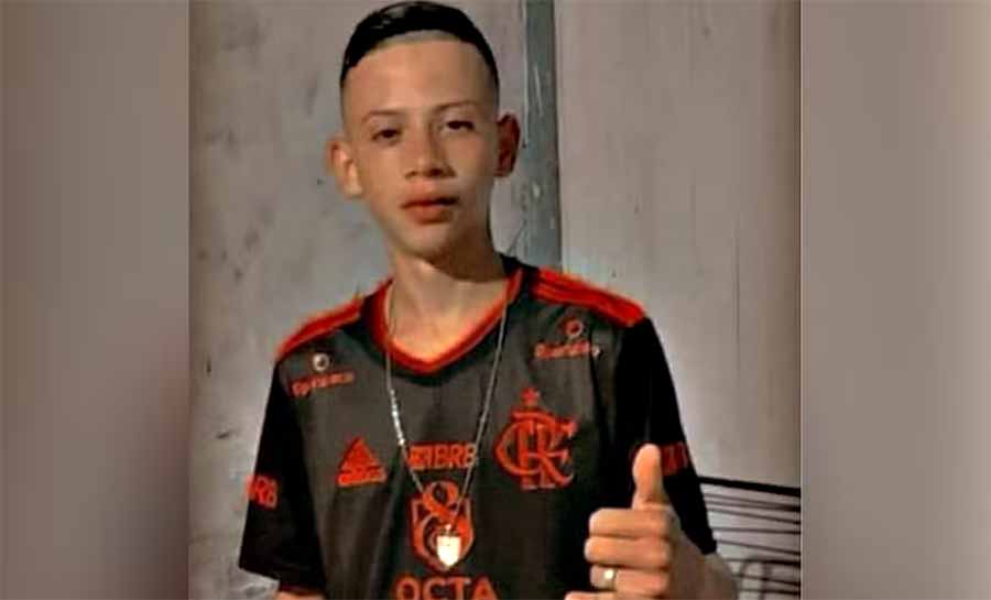 Dupla acusada pela morte de adolescente em frente de casa vai a júri popular no AC