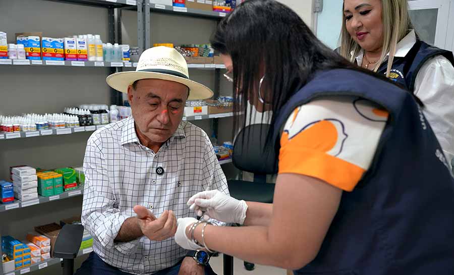 Na última noite da Expoacre, Bocalom e Rennan celebram conquistas da Saúde de Rio Branco: “Saúde mais humana”