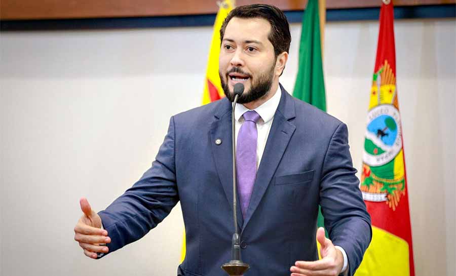 Jarude critica gasto de R$ 31 milhões com shows e cobra prioridades do governo em áreas essenciais
