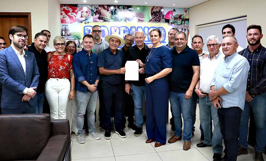 Lei que reduz IPTU para indústrias é sancionada pelo prefeito Tião Bocalom