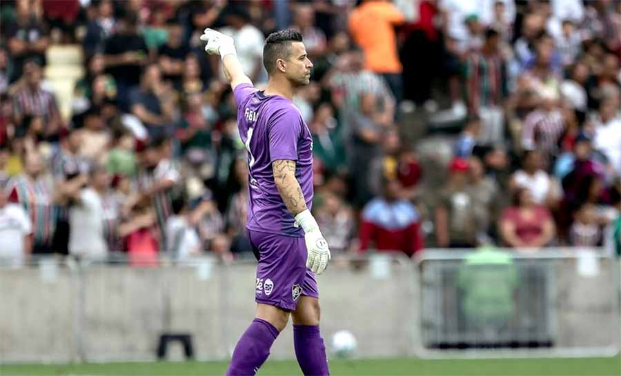 Em jogo de recorde de Fábio, Fluminense derrota o Fortaleza