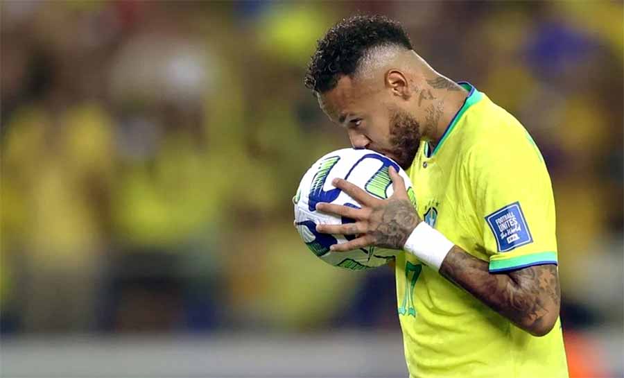 “Não merece” e “Vai mimar”: comentaristas negam Neymar na Seleção