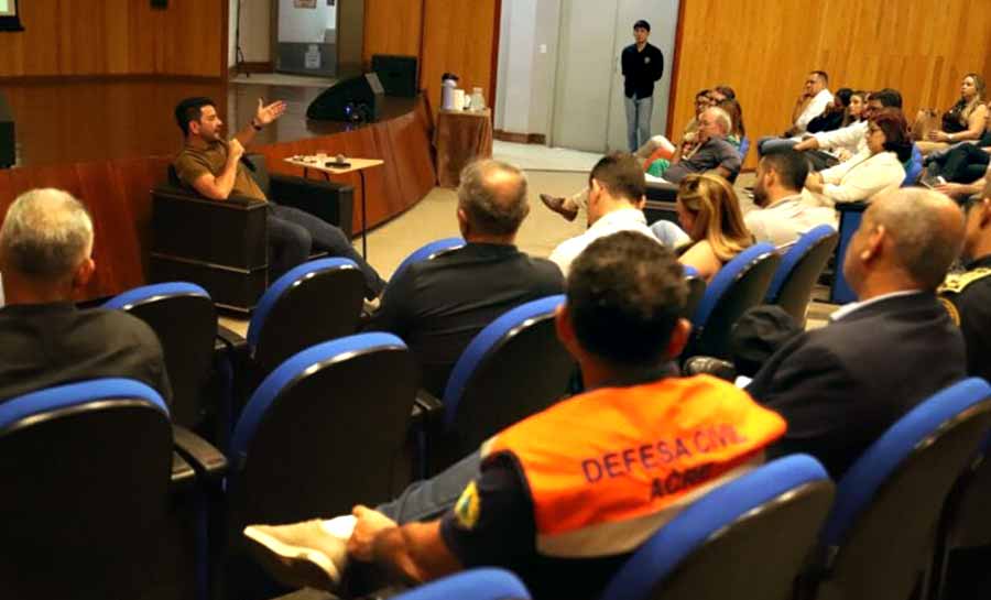 Governador Gladson Camelí reúne secretariado para alinhar estratégias e fortalecer planejamento de 2025