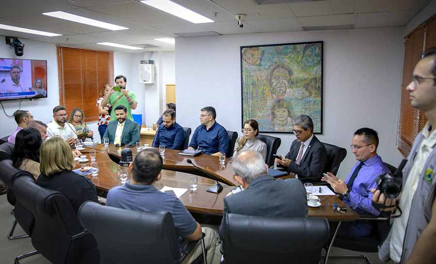 Comissão de Saúde da Aleac debate reformulação do Plano de Carreira da Saúde