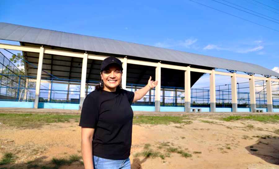 Em Cruzeiro do Sul, governadora em exercício Mailza visita quadra esportiva no Ramal 3 e reforça importância do incentivo ao esporte no Acre