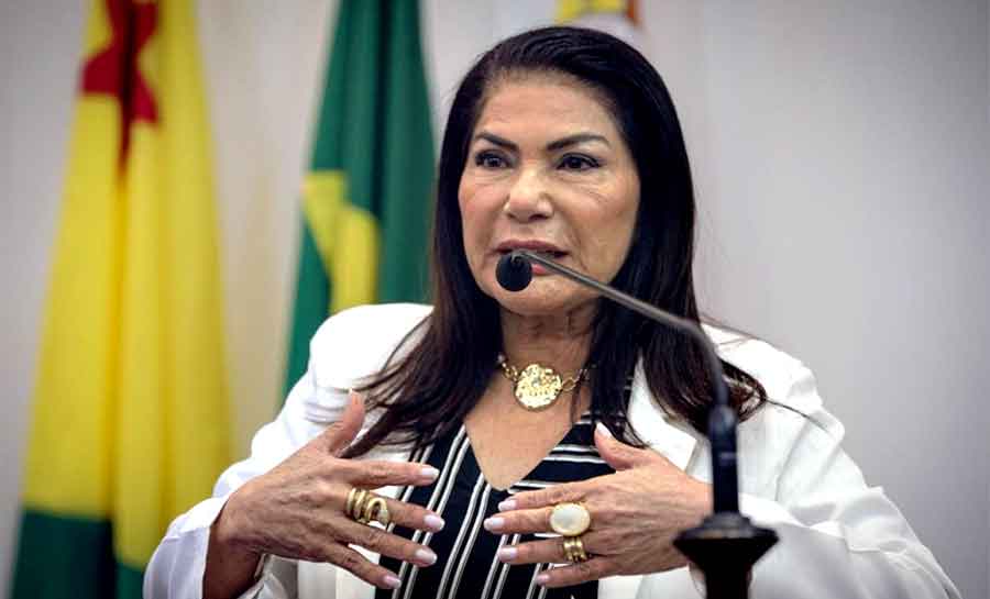 Antônia Sales denuncia caos na saúde pública e critica gastos do governo com jatinhos: “Nosso povo precisa de mel, não de cera”