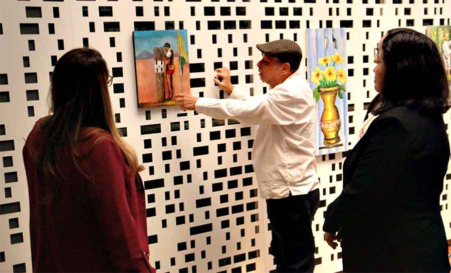 Cores Amazônicas e releituras de clássicos: TCE-AC expõe 21 obras do chargista acreano Dim