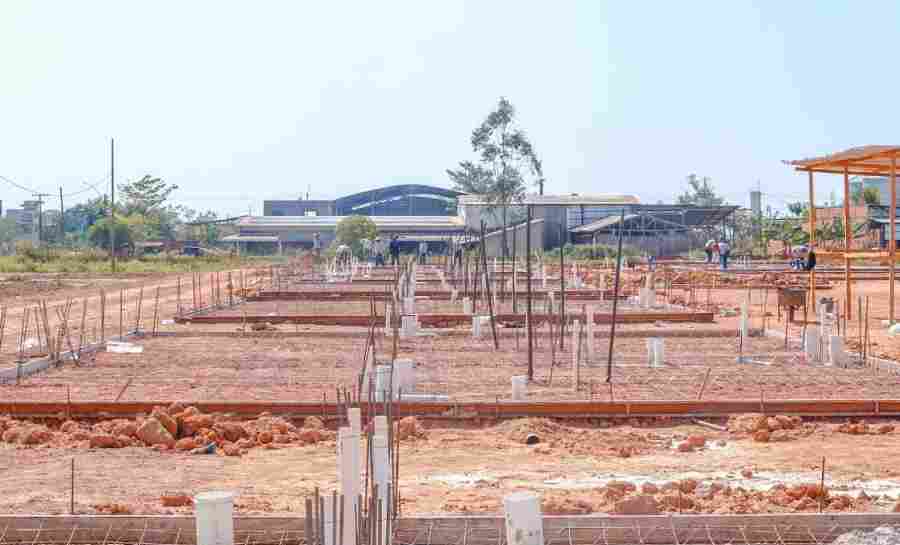 Prefeito realiza visita ao Residencial Rosa Linda e acompanha de perto os avanços dos programas habitacionais do município