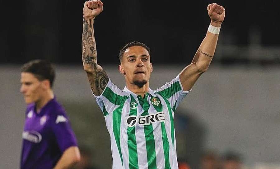 Antony tem futuro definido pelo Manchester United