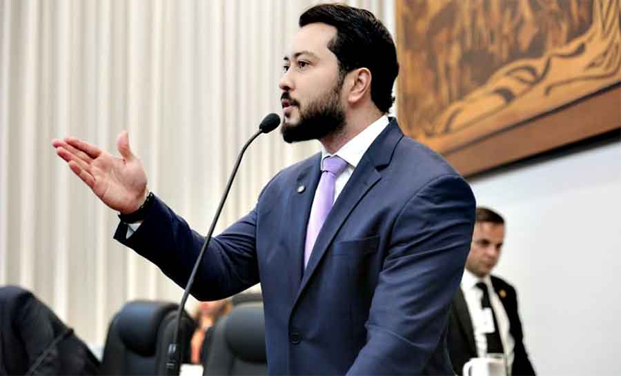 Emerson Jarude defende nomeações de concursados e reajustes salariais em vez de aumento de cargos comissionados