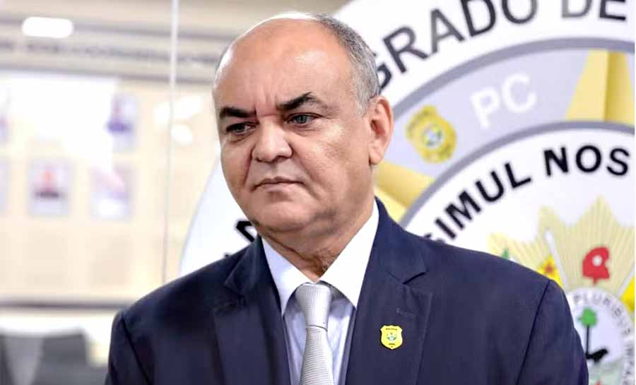 Delegado-geral do AC é investigado por uso indevido de veículo institucional e recusa a teste de bafômetro