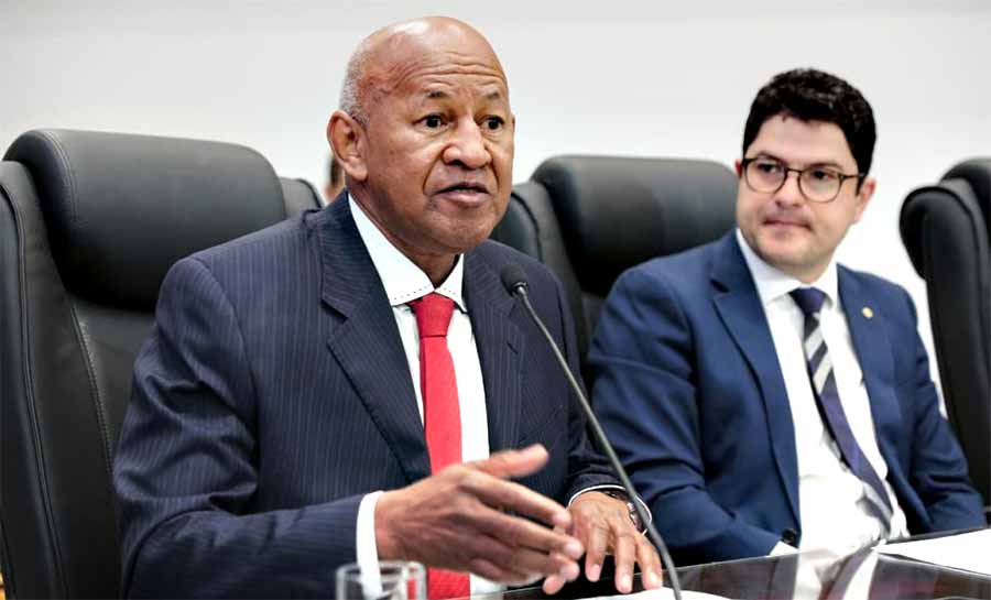 Juristas apresentam Projeto Cidadão e pedem apoio da Aeac para fortalecer ações