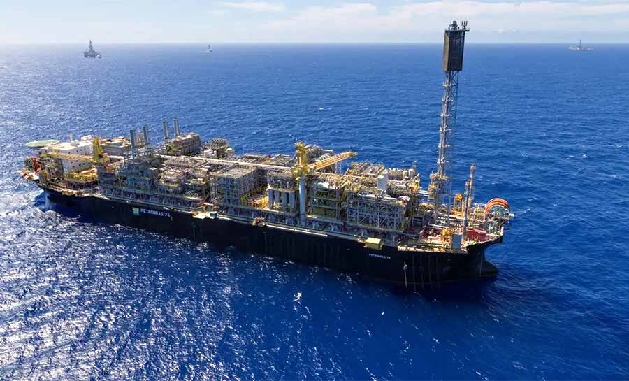 Petrobras capta US$ 2 bilhões com venda de títulos no exterior