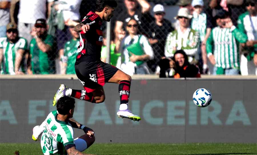 Flamengo bate Juventude e quebra tabu de 28 anos no Jaconi