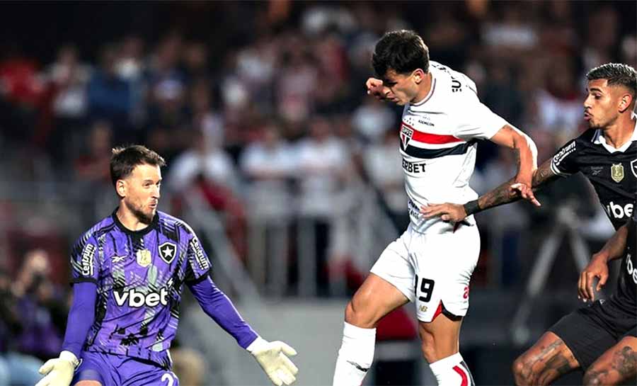 Em briga direta na tabela, São Paulo vence e alcança Botafogo