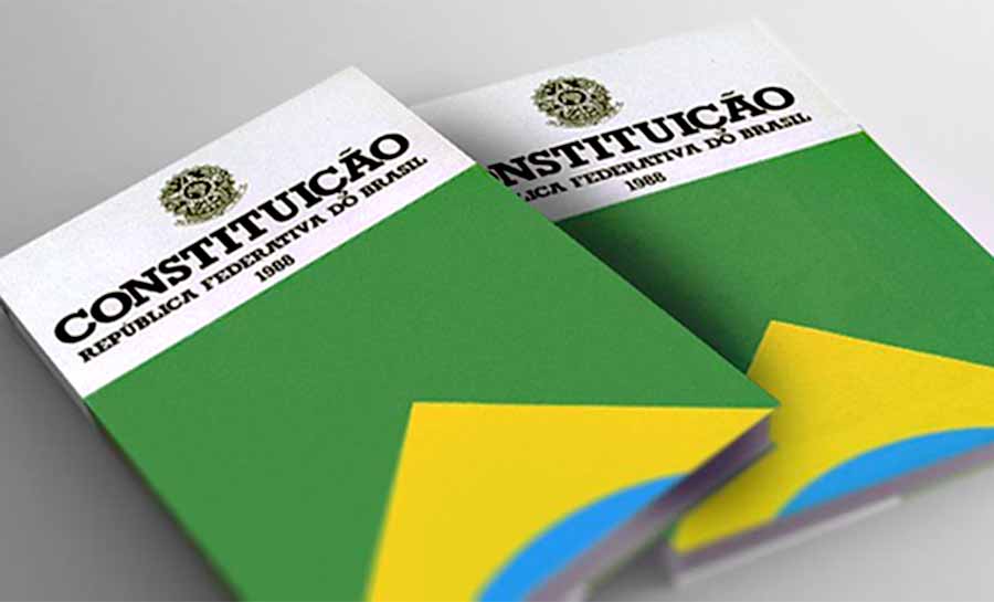 Constituição cidadã gerou punição a militares por golpe, dizem historiadores