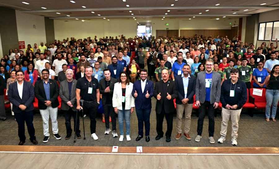 Governador Gladson Camelí participa da abertura do Fórum Estadual de Formação Esportiva no Acre