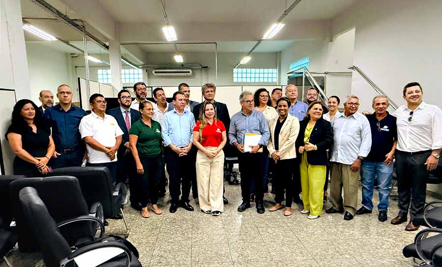 OCB e lideranças cooperativistas discutem fortalecimento do setor com o ministro Luiz Marinho e Jorge Viana