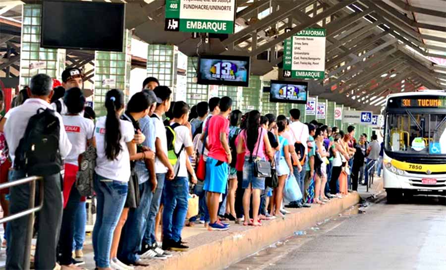 Aumento de quase 40% no subsídio à empresa de transporte é aprovado em Rio Branco