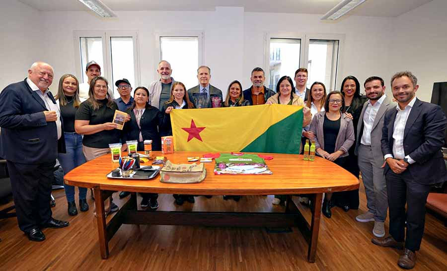 Comitiva de produtores acreanos apresenta cafés amazônicos no Consulado do Brasil em Milão