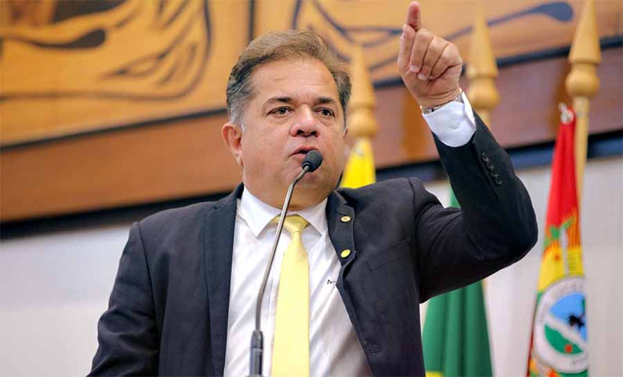 Marcus Cavalcante destaca mutirão de saúde que atendeu mais de 450 crianças em Feijó