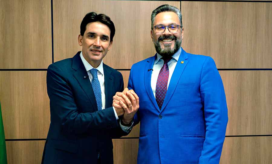 Alan Rick e Silvio Costa Filho trabalham por subsídio para passagens mais baratas na Amazônia