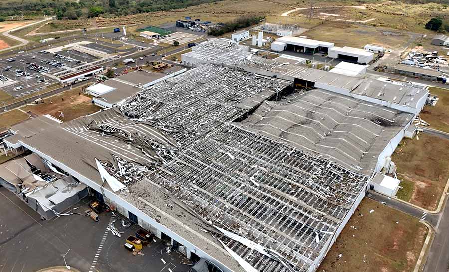 Toyota suspende produção no país após chuva destruir fábrica em SP