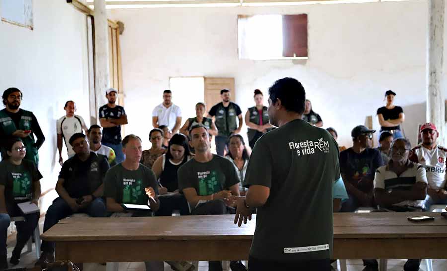 Comunidade Bonal recebe visita da missão internacional do Programa REM