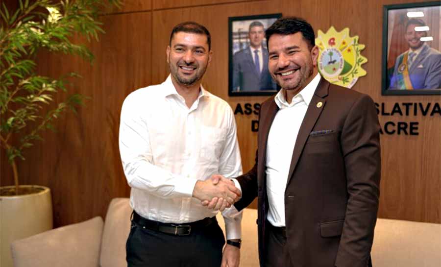 Governador Gladson Camelí destaca parceria com a Aleac em visita institucional ao presidente Nicolau Júnior