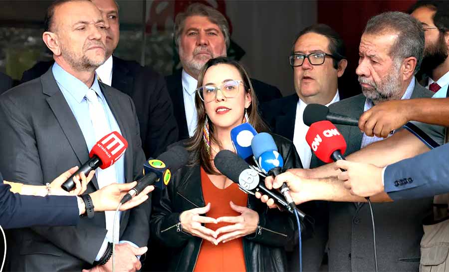 Presidenta do PSOL tem visto cancelado pelos Estados Unidos