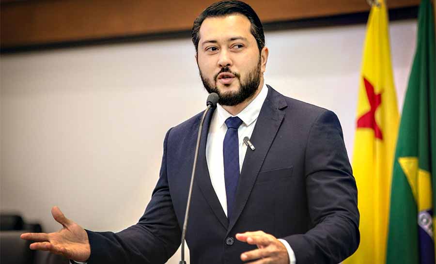 Emerson Jarude critica governo por atraso em reajuste e convocação de servidores