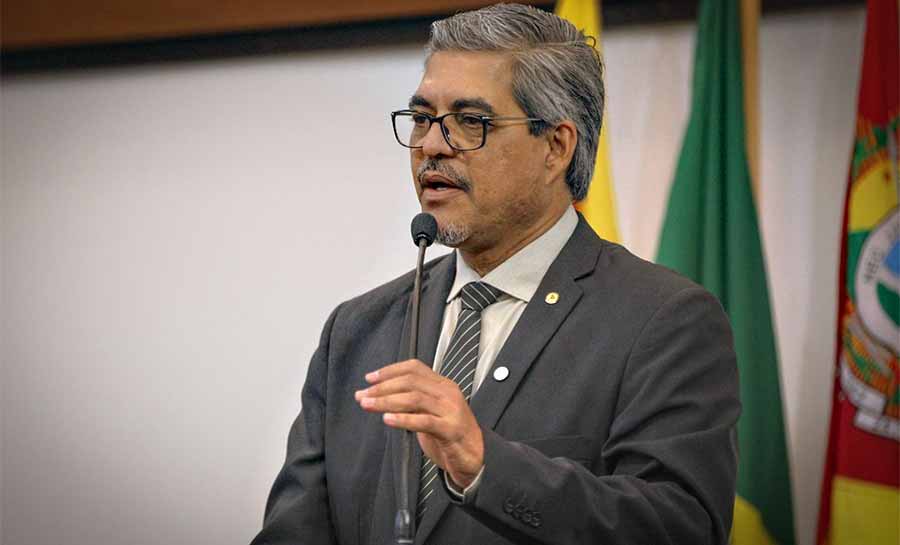 Edvaldo Magalhães cobra pactuação imediata dos planos de carreira antes da votação do orçamento