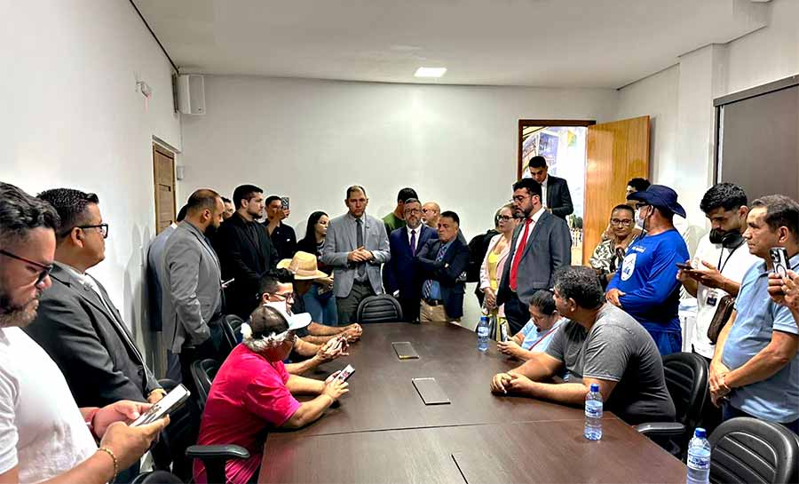 André Kamai cobra respeito aos agentes de saúde e critica demora da prefeitura em pagar piso nacional