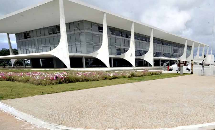 Lula elogia plebiscito sobre taxação de ricos e contra escala 6x1