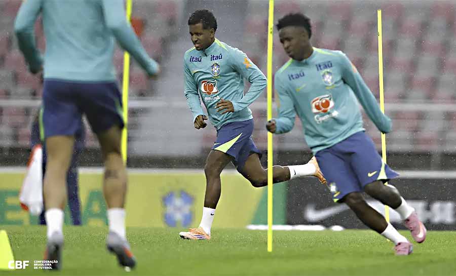 Amistosos: Ancelotti comanda 1º treino da seleção na Coreia do Sul