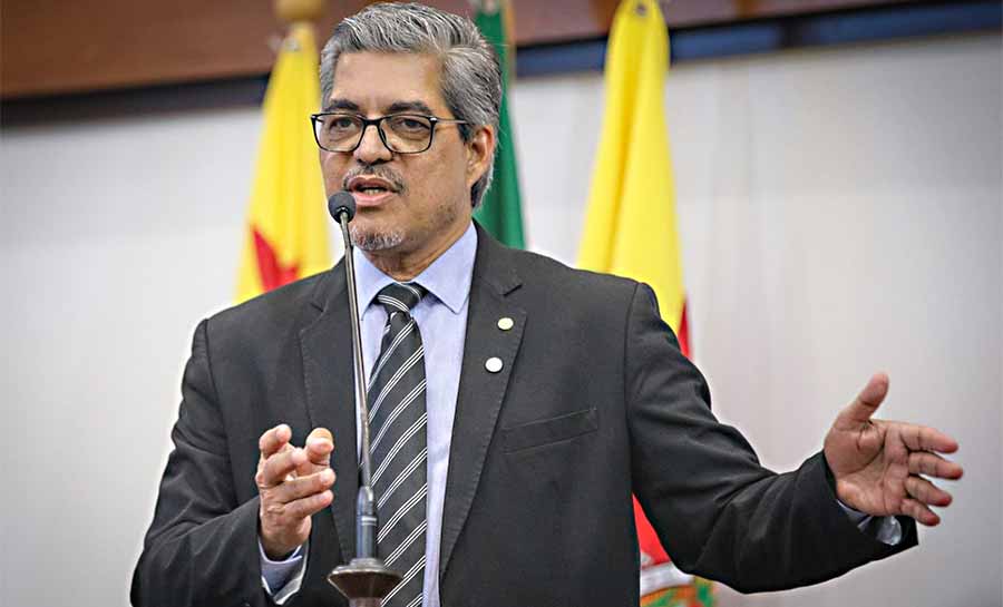 Edvaldo Magalhães alerta para impasse no Plano da Saúde e prevê embates durante votação do orçamento estadual