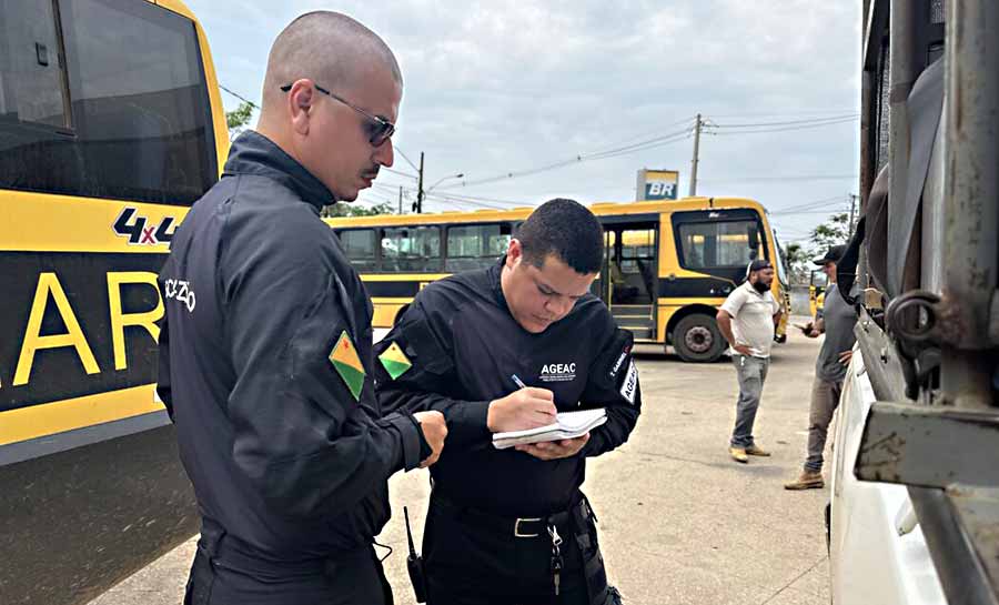 Governo e órgãos parceiros garantem segurança no transporte escolar estadual em Brasileia