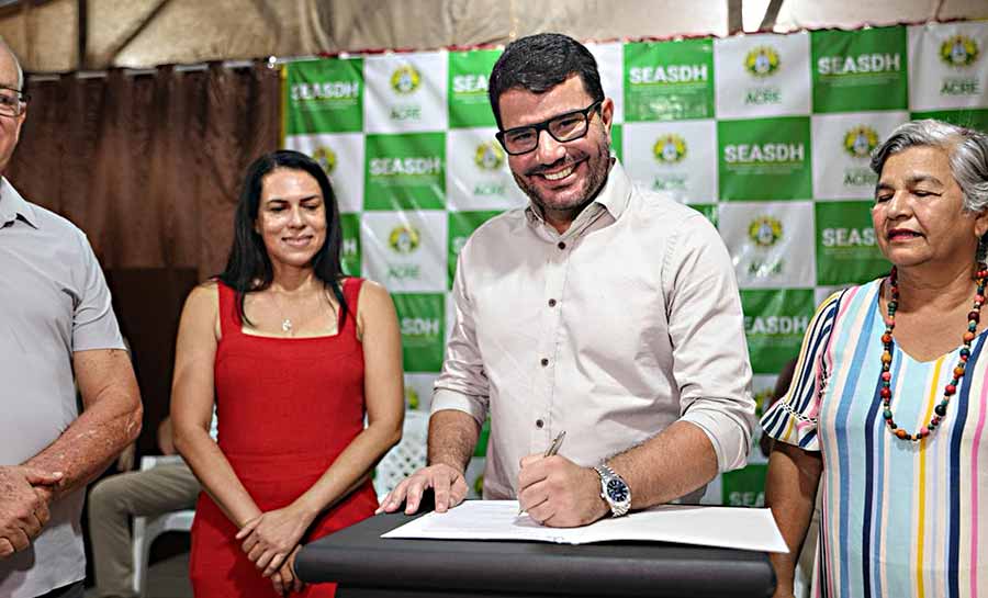 Investimento de R$ 971 mil em emendas parlamentares fortalece ações sociais com apoio do governador Gladson Camelí