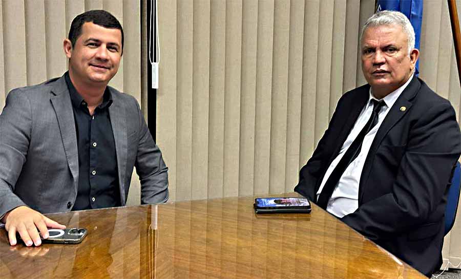 Petecão anuncia caminhão basculante para reforçar infraestrutura de Xapuri