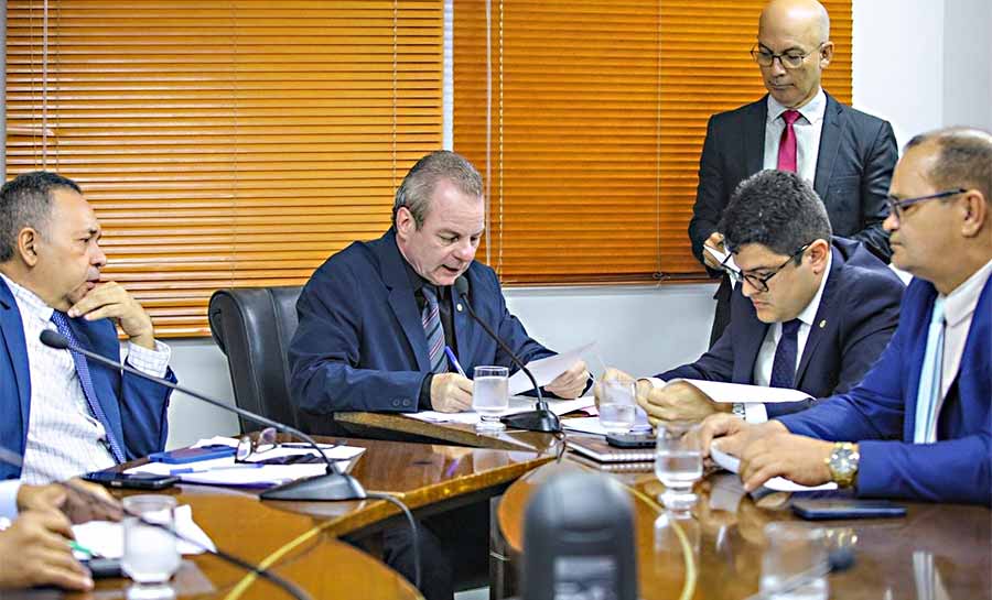 Comissões aprovam pacote de projetos que fortalecem cadeias produtivas, agricultura familiar e regulamentam participação de servidores em eleições