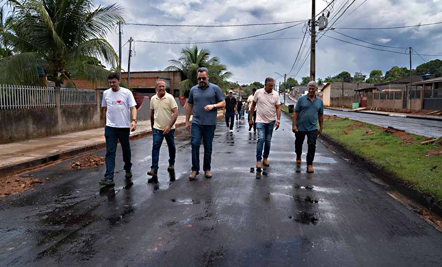 Alan Rick garante recurso e moradores celebram pavimentação de ruas em Acrelândia