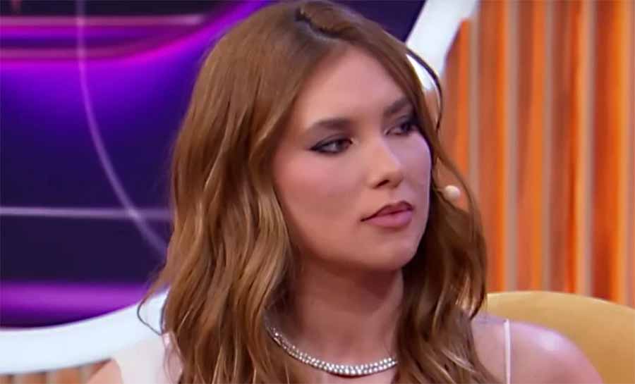 Virginia reage ao ser chamada de “Maria-chuteira” no SBT